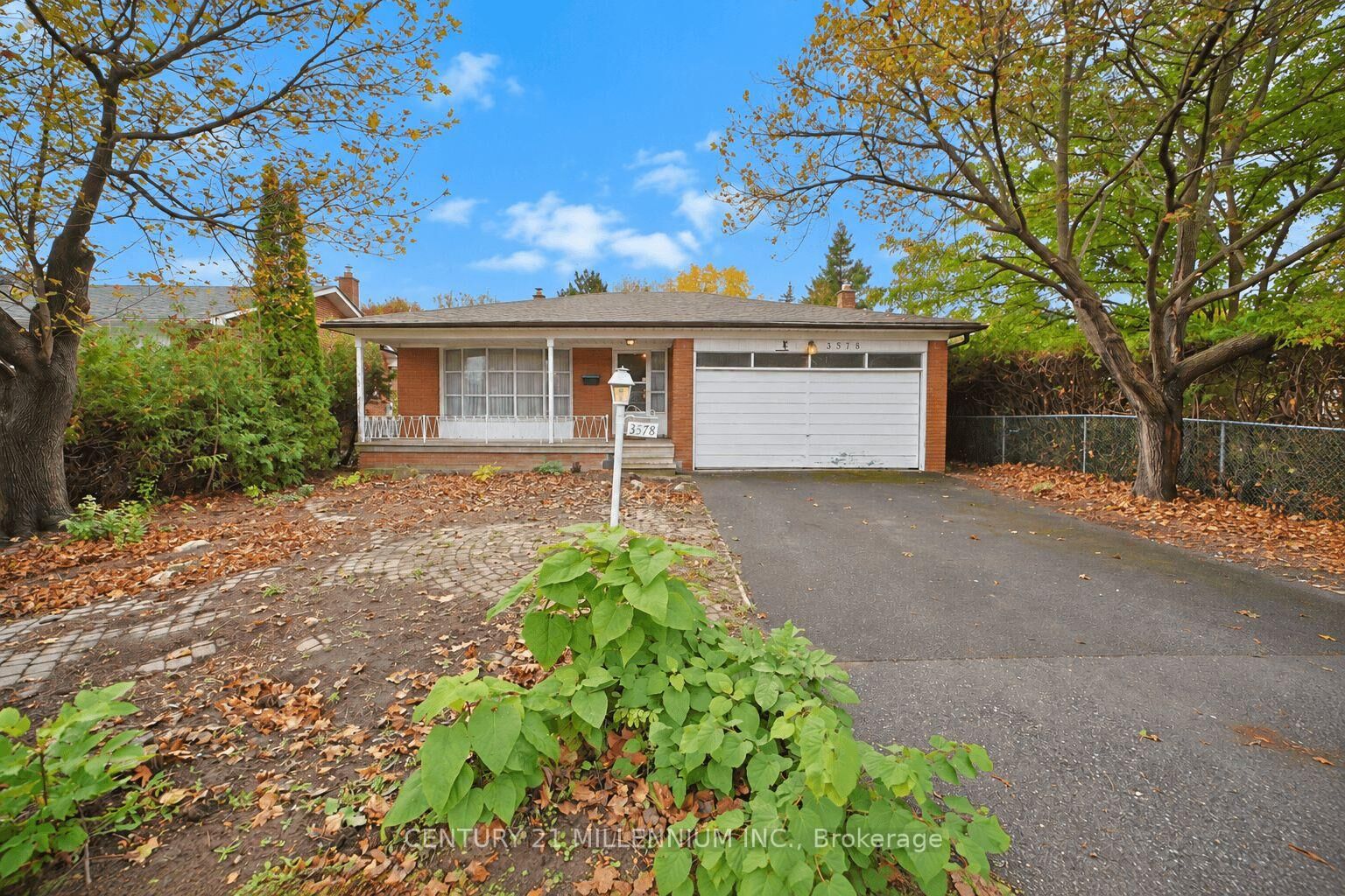 Property Photo:  3578 Golden Orchard Drive  ON L4Y 3H8 
