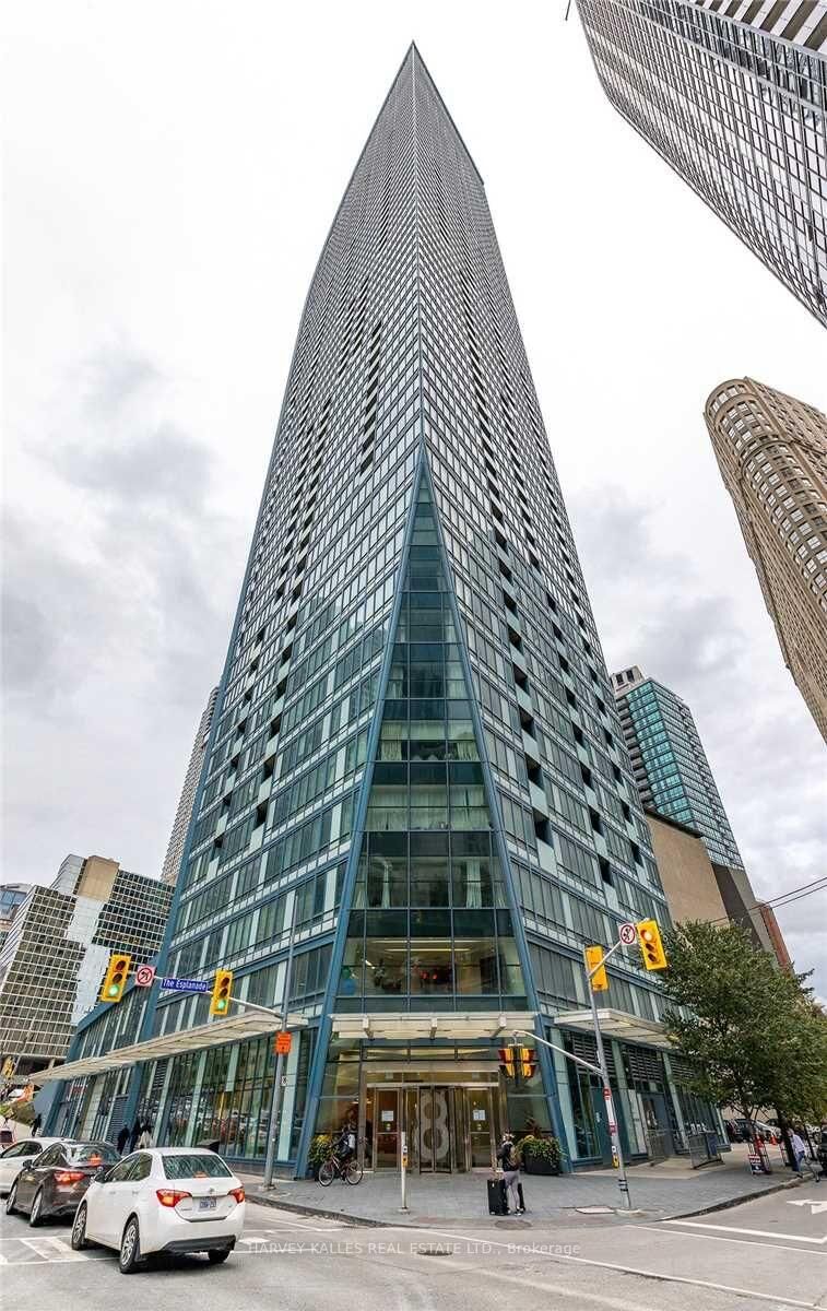 Property Photo:  8 The Esplanade Avenue 3503  ON M5E 0A6 