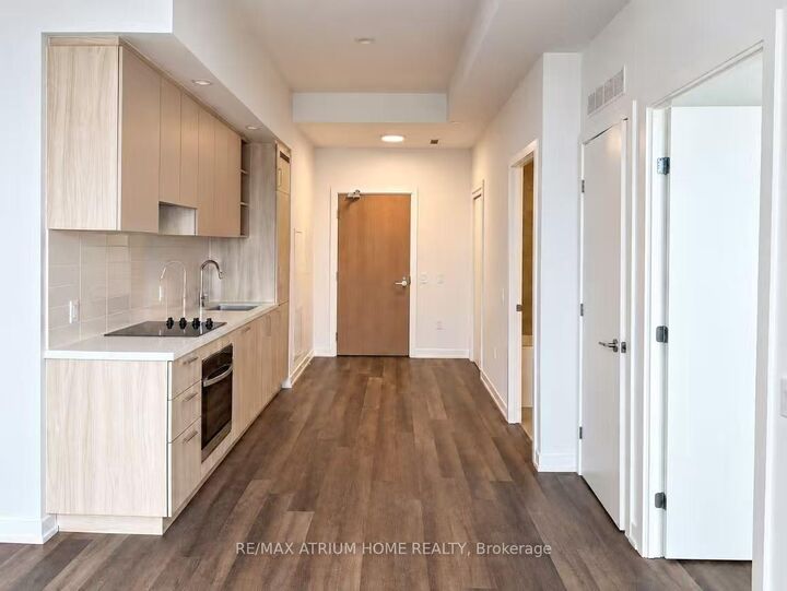 Property Photo:  21 Meadowdale Road 2503  ON L4K 0H6 