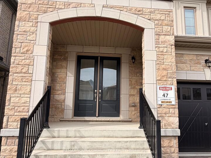 Property Photo:  22 Upbound Court  ON L9N 0W1 