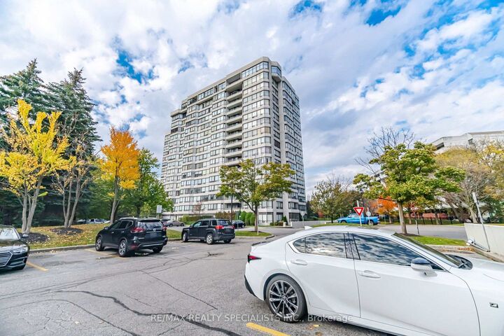 Property Photo:  1131 Steeles Avenue W 306  ON M2R 3W8 