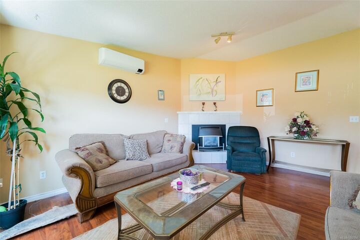 Property Photo:  2446 Divot Dr  BC V9T 4B2 