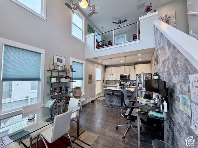 Property Photo: 10563 S Redknife Dr UT 84009