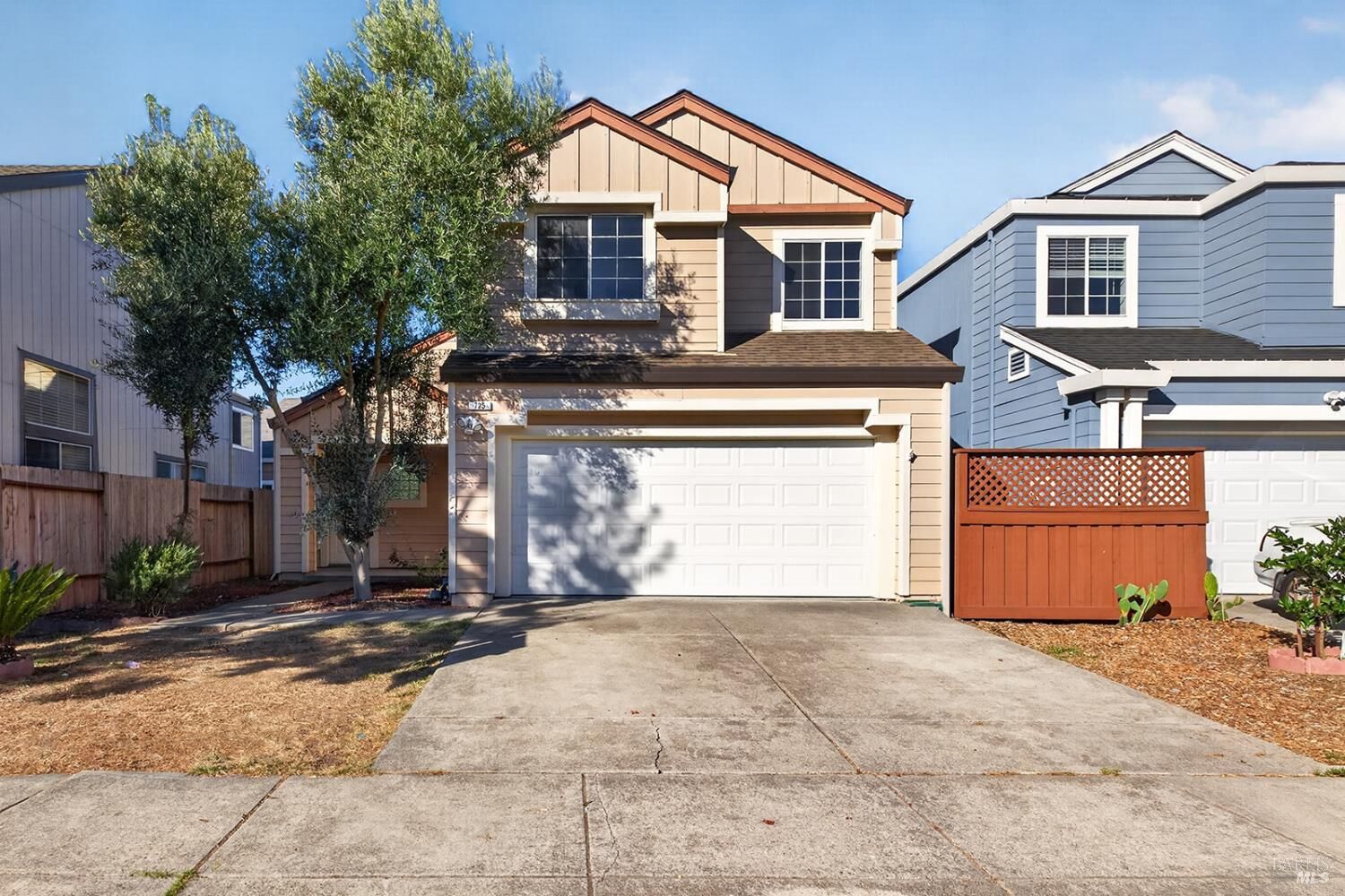 Property Photo:  725 Potomac Avenue  CA 95407 