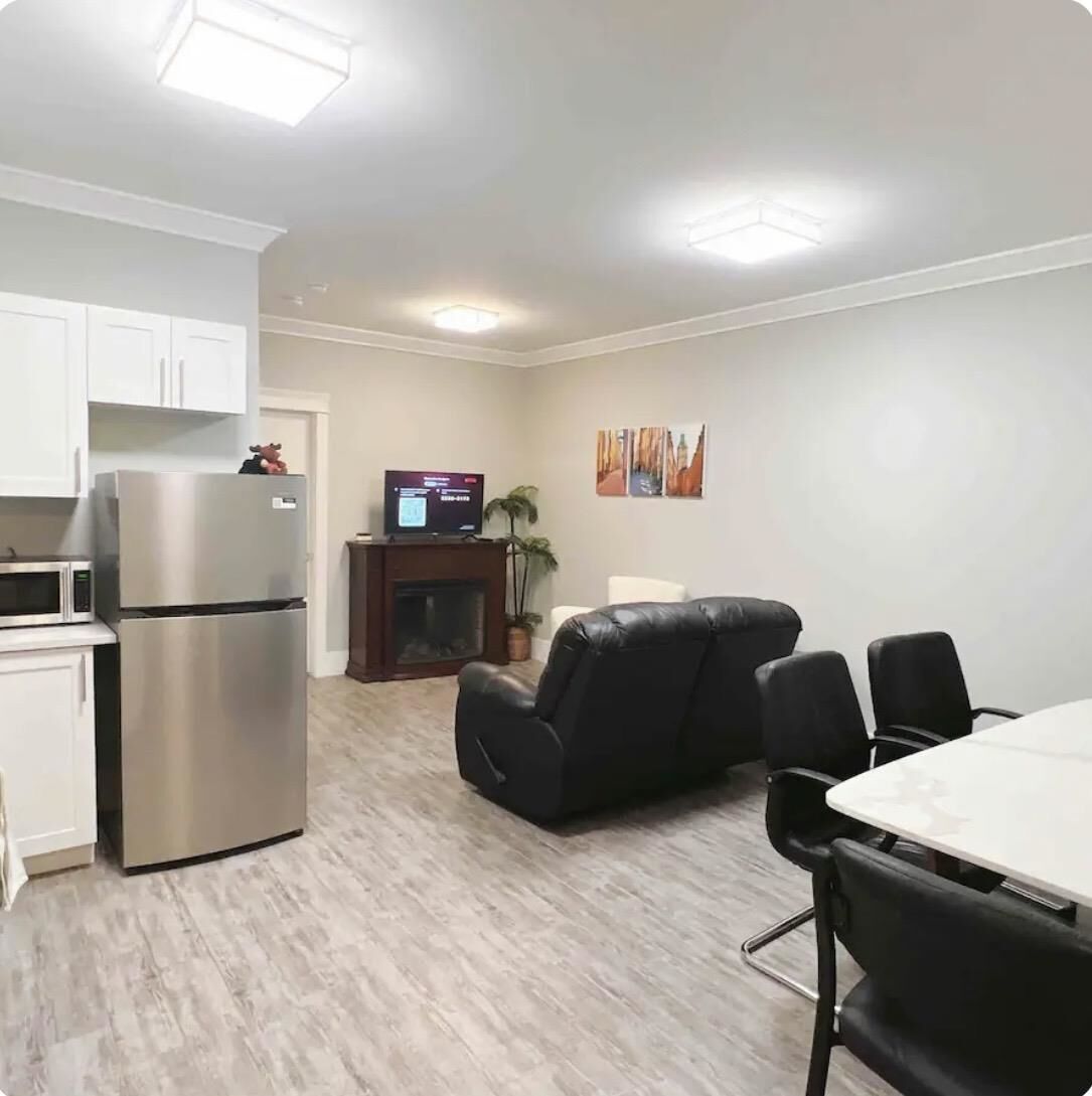 Property Photo:  