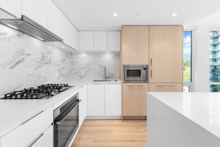 Property Photo:  1500 Fern Street 1202  BC V7J 1H6 