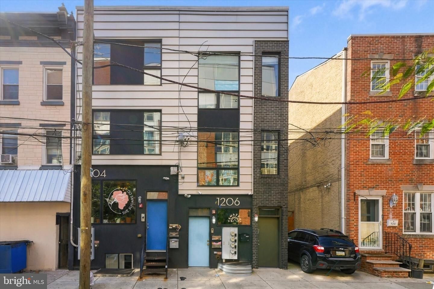 Property Photo: 1206 E Palmer Street PA 19125