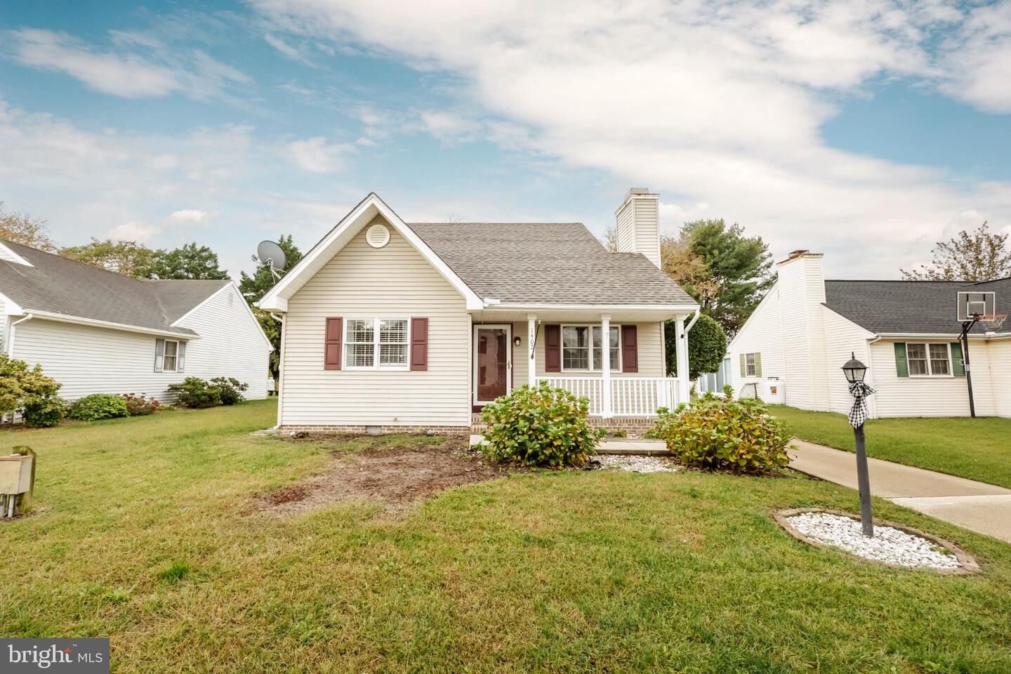 Property Photo:  1402 Limrock Court  MD 21804 