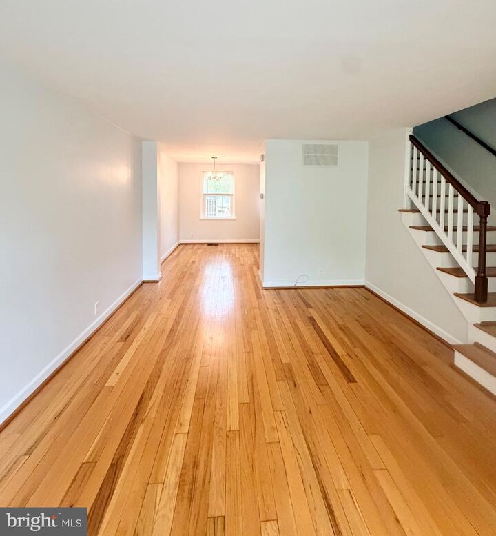 Property Photo:  3475 S Stafford Street  VA 22206 