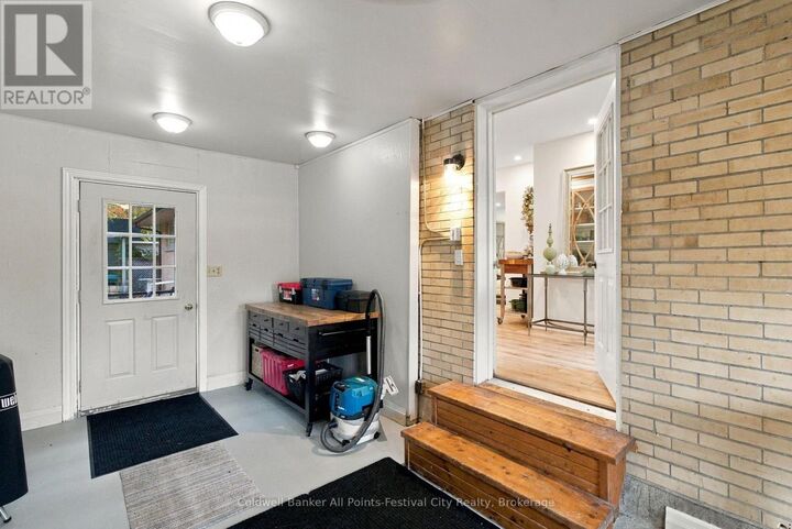 Property Photo:  55 Caledonia Terrace  ON N7A 2M9 
