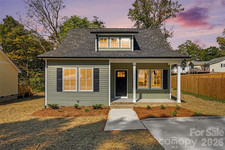 Property Photo:  902 W 8th Street  NC 28081 