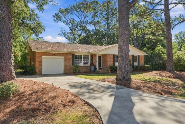 Property Photo: 1060 Woodside Drive SC 29412