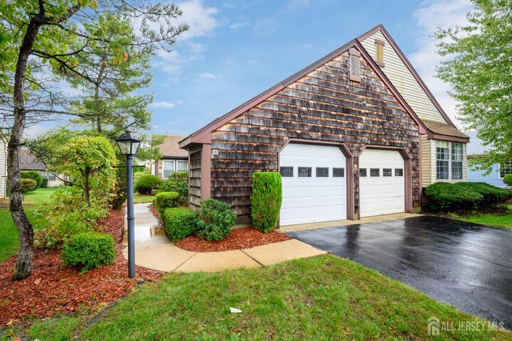 Property Photo:  13 Benjamin Franklin Drive  NJ 08831 