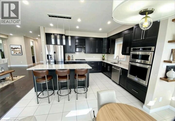Property Photo:  319 Moorlands Crescent  ON N2P 0C5 