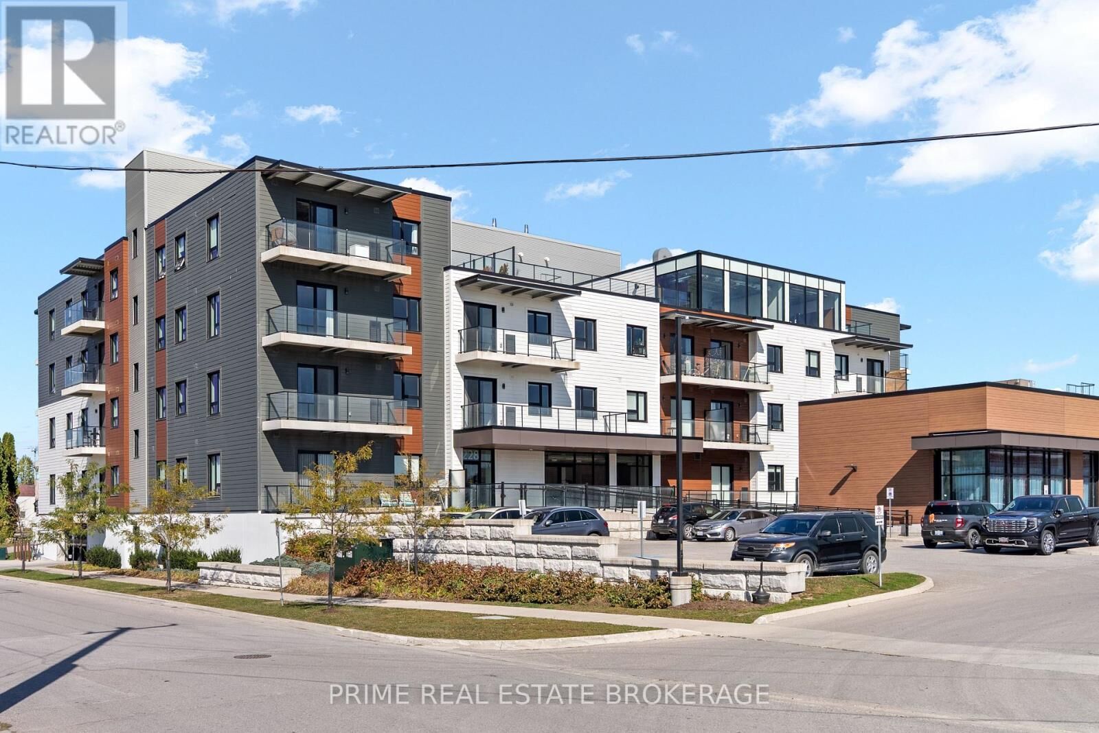 Property Photo:  228 McConnell Street 110  ON N0M 1S3 