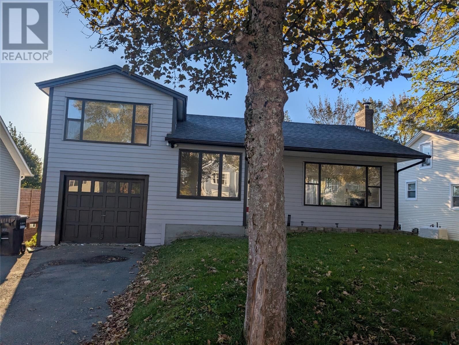 Property Photo:  9 Darling Street  NL A1B 1V7 