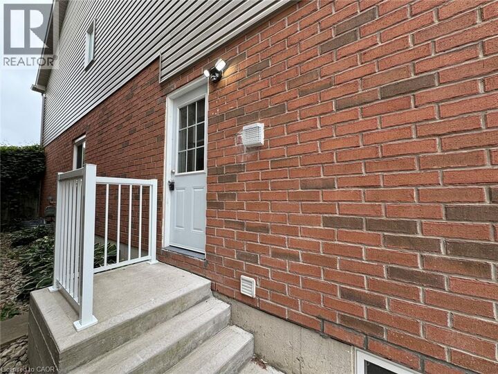 Property Photo:  361 Parkvale Drive Lower (2)  ON N2R 1Y6 