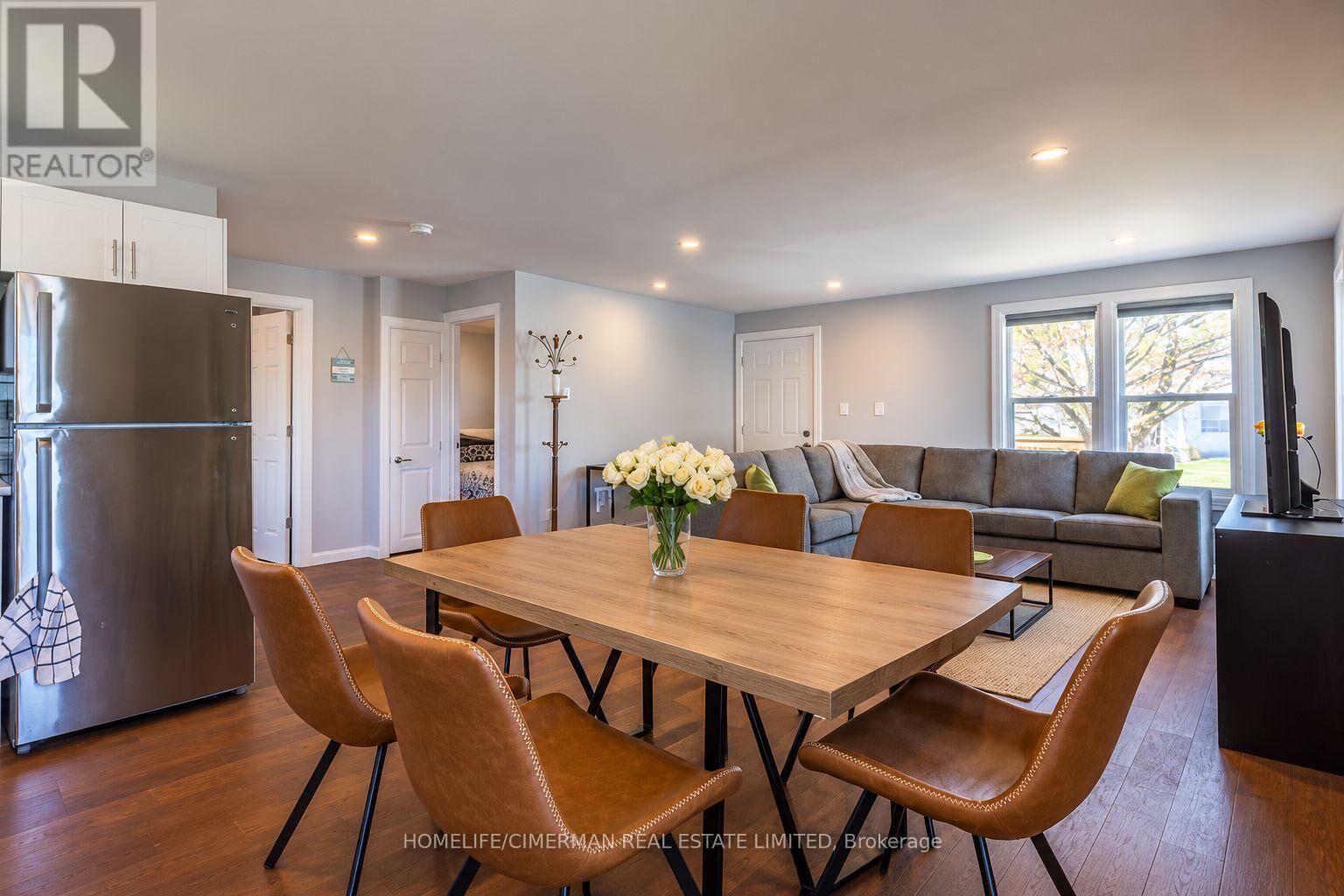 Property Photo: 6246 Churchill Street ON L2G 2X4