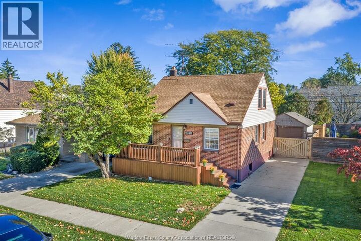 Property Photo:  1030 Fairview Boulevard  ON N8S 3E7 