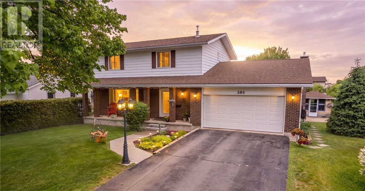 Property Photo:  584 Mead Boulevard  ON P5E 1L8 