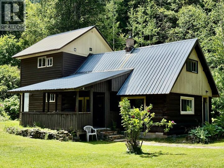 Property Photo:  4019 Saunders Road  BC V0G 2J0 