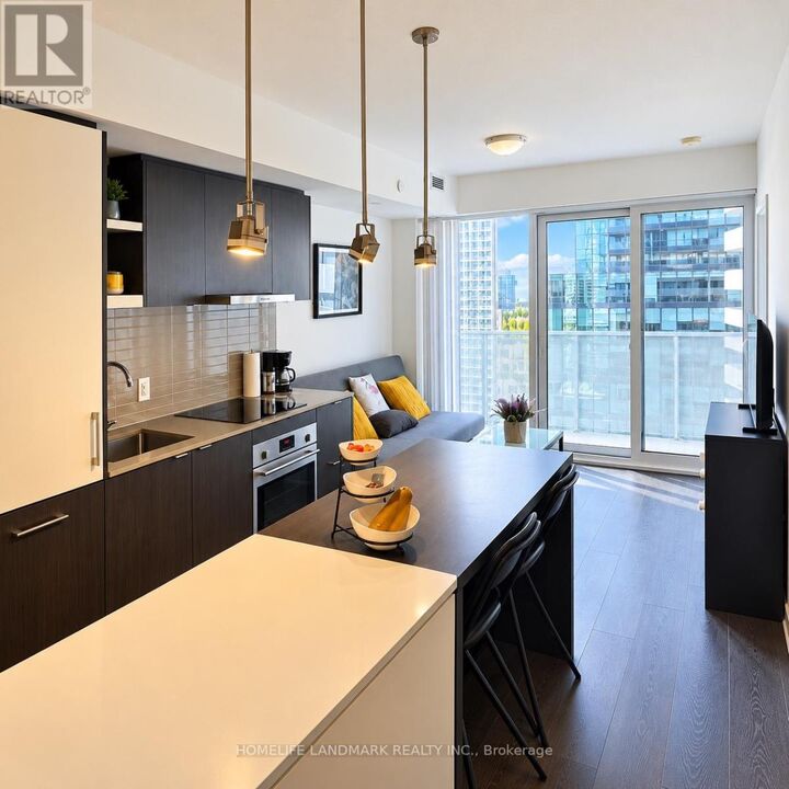 Property Photo: 88 Harbour Street 2501 ON M5J 0C3