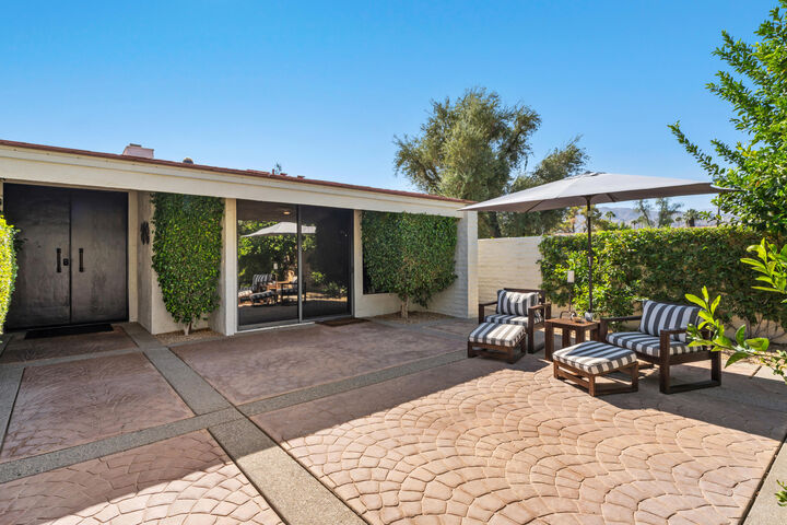 Property Photo:  44830 Del Dios Circle  CA 92210 