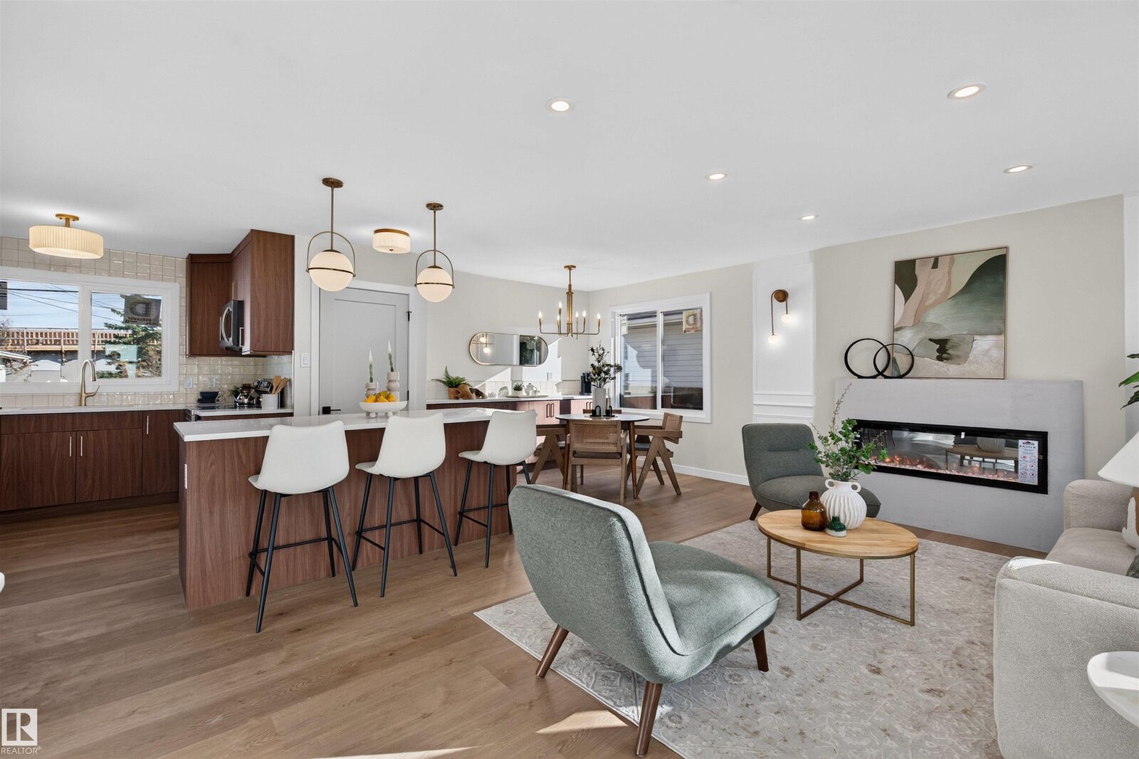 Property Photo:  8507 52 Street NW  AB T6B 1E8 