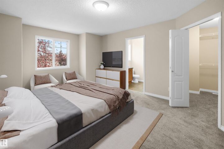 Property Photo:  460 Gibb Wynd NW  AB T5T 6W7 