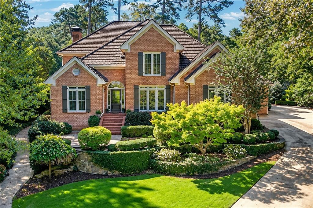 Property Photo:  1450 Lakemist Court  GA 30075 