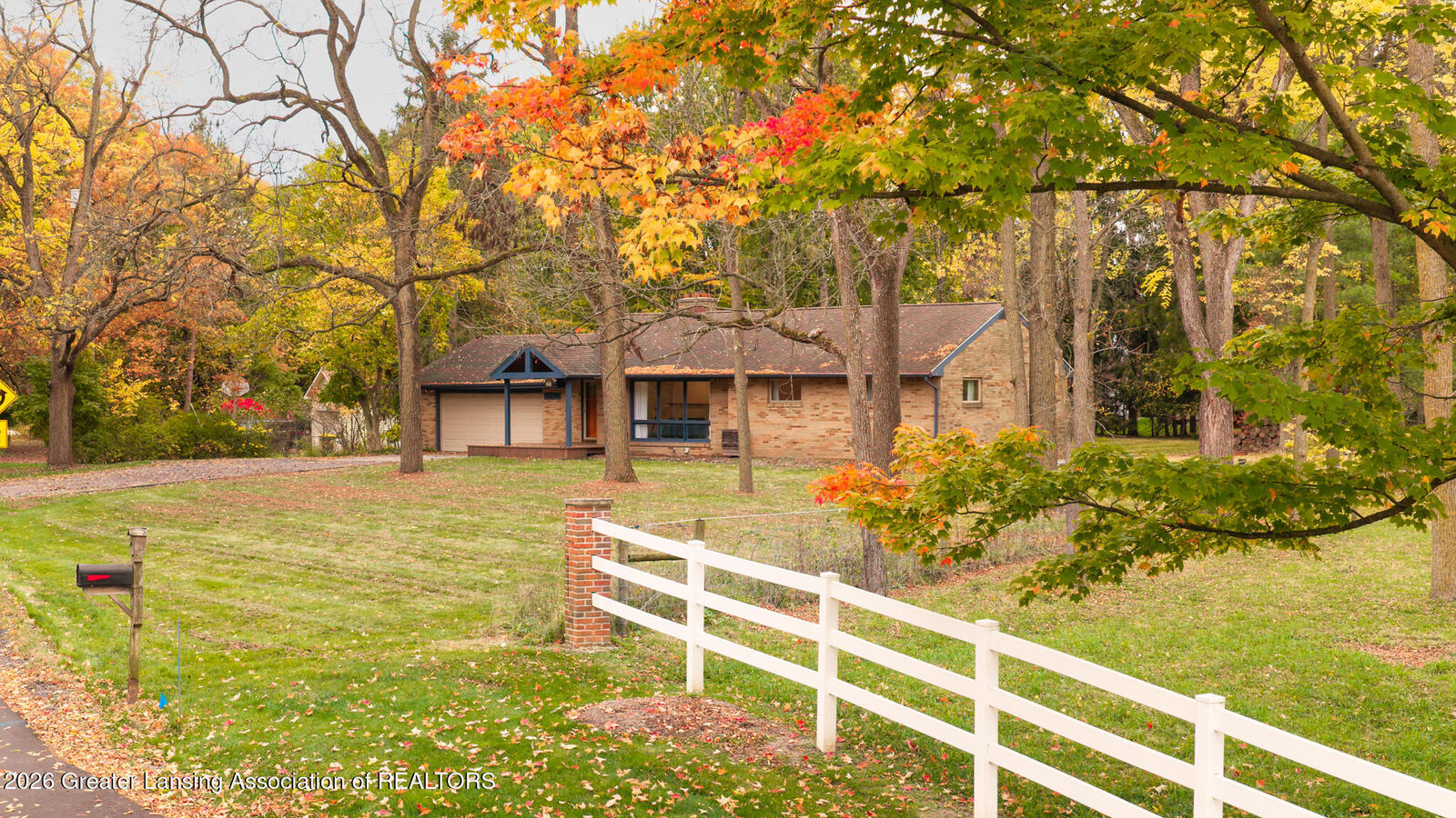 Property Photo:  4215 Hulett Road  MI 48864 
