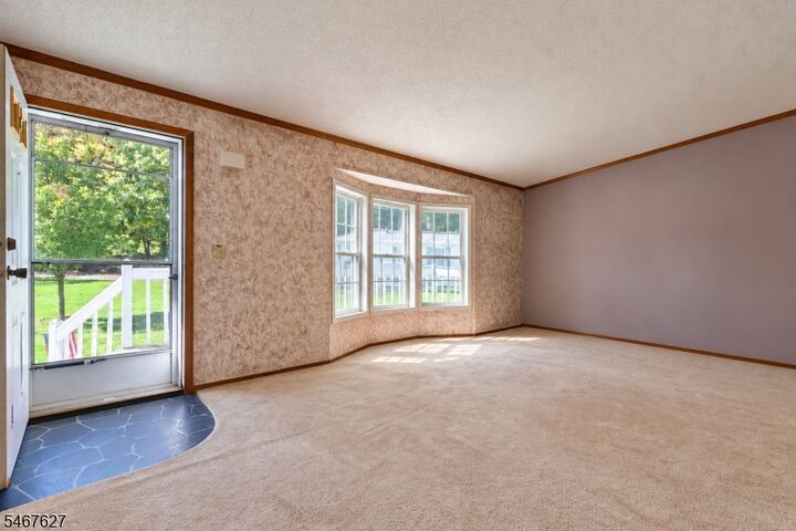 Property Photo:  93 Mount Pleasant Ave.  E11  NJ 07801 