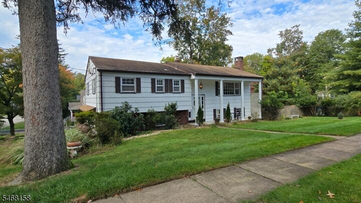 Property Photo:  5 Cedar St  NJ 07642 