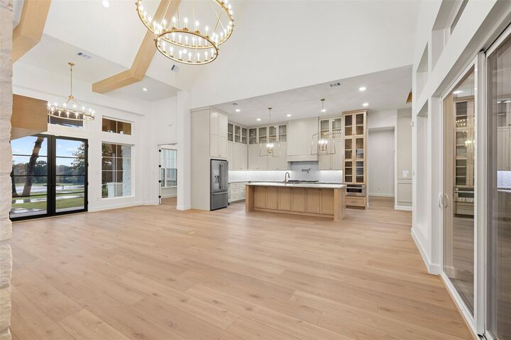 Property Photo:  203 Astoria Avenue  TX 78954 