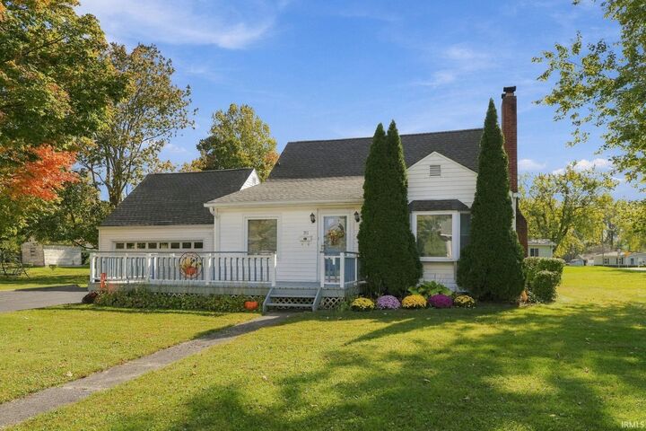 Property Photo: 711 Himes Street IN 46750