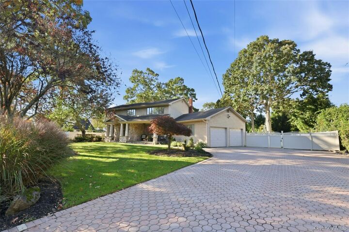 Property Photo:  33 Quail Run  NY 11730 