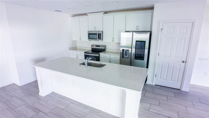Property Photo:  1062 Sand Torch Circle  FL 33837 