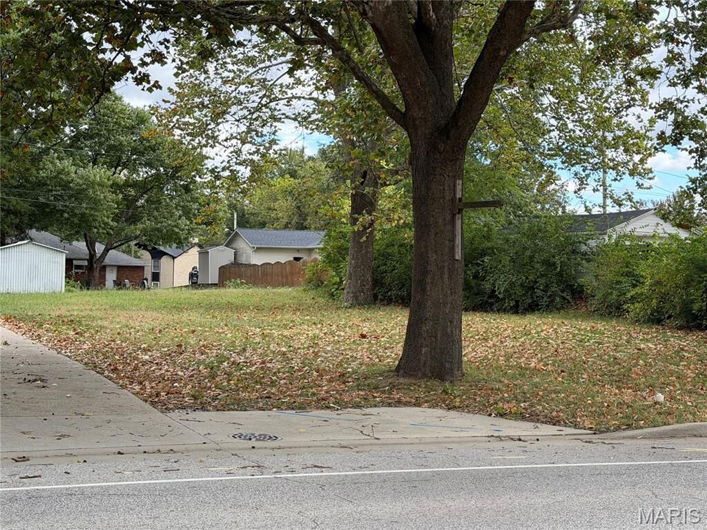Property Photo:  705 Poplar Street  IL 62249 