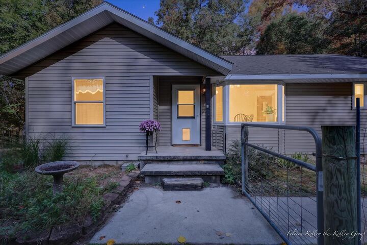 Property Photo:  15378 Larsen Avenue NE  MI 49326 