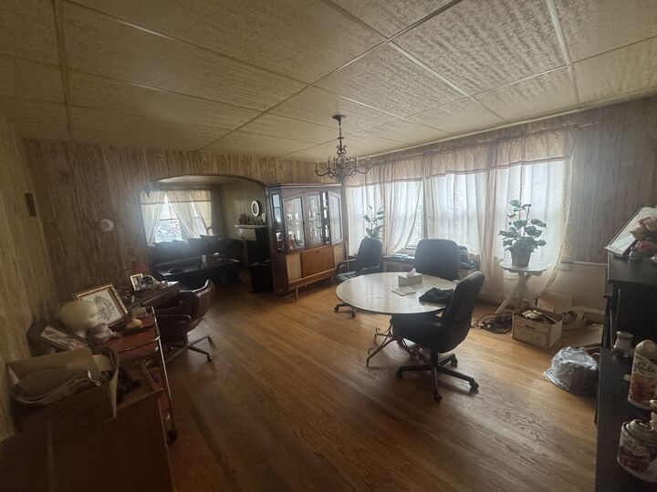 Property Photo:  2322 S Austin Boulevard  IL 60804 