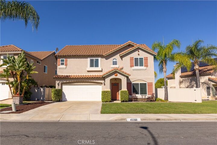 Property Photo:  45269 Callesito Ordenes  CA 92592 