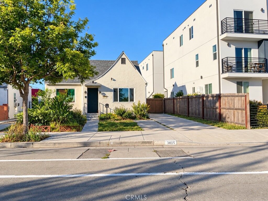Property Photo:  3815 Exposition Boulevard  CA 90016 