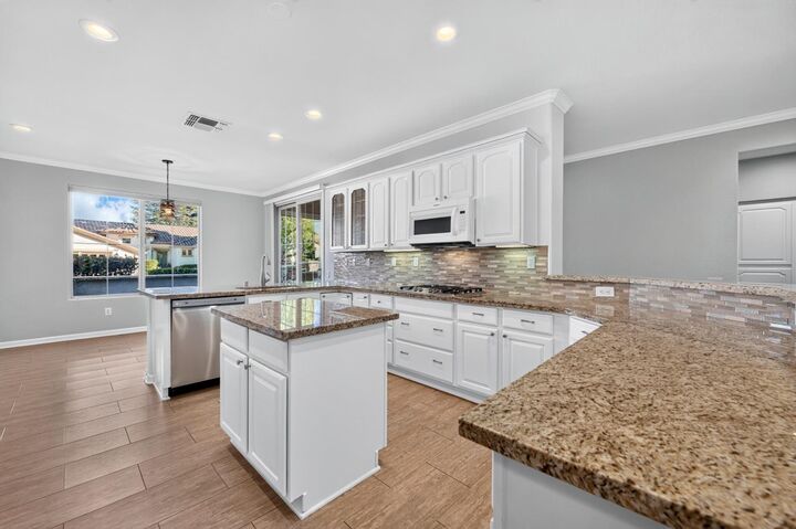 Property Photo: 1565 Millpond Lane CA 95648