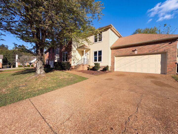 Property Photo:  705 Winter Ct  TN 37211 