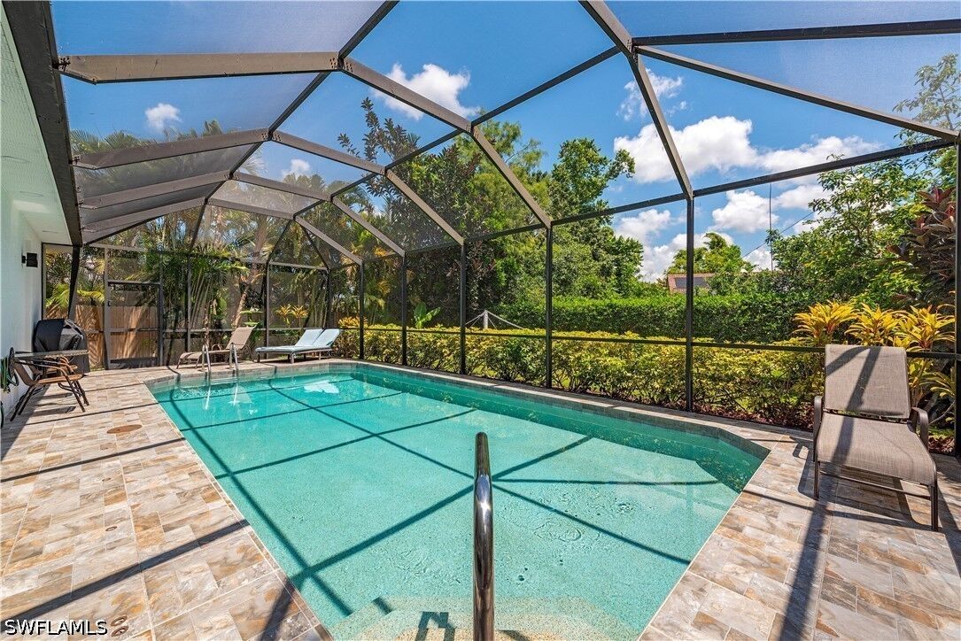 Property Photo: 2358 Kings Lake Boulevard FL 34112