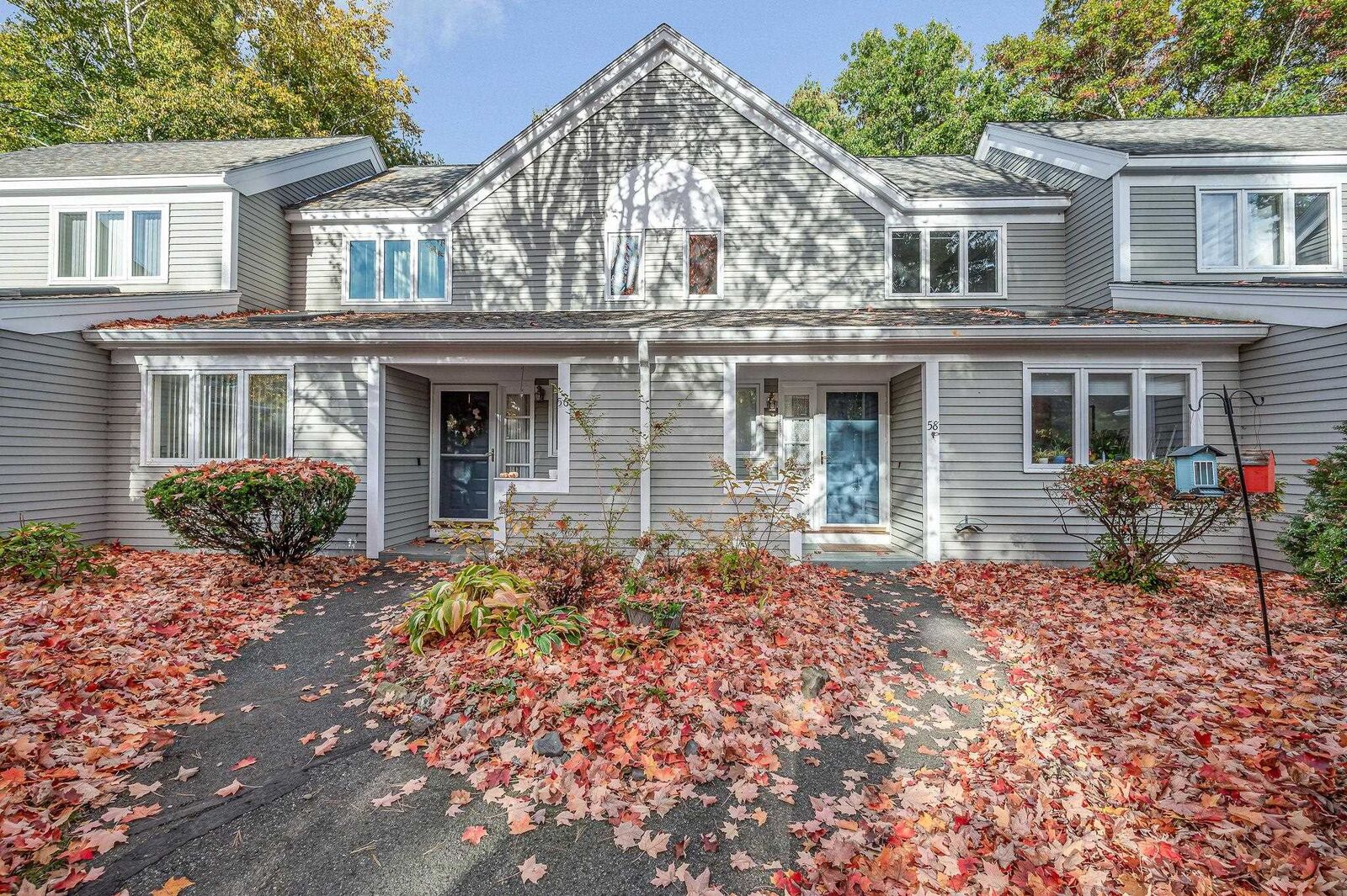 Property Photo: 58 Laurel Court NH 03062