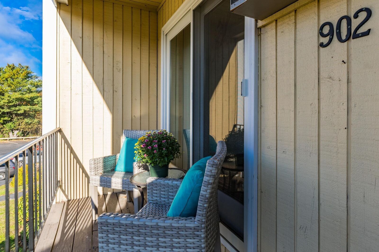 Property Photo:  902 Cocheco Court  NH 03820 