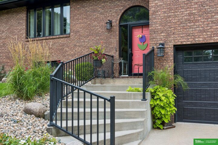 Property Photo: 2711 Eagle Drive NE 68025