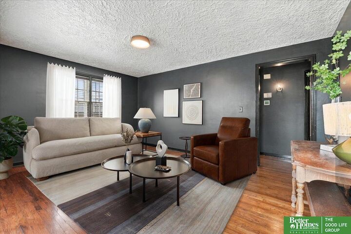 Property Photo:  2152 S 62nd Street  NE 68106 
