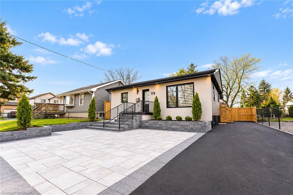 Property Photo:  174 Roxborough Avenue Upper  ON L8E 1S5 